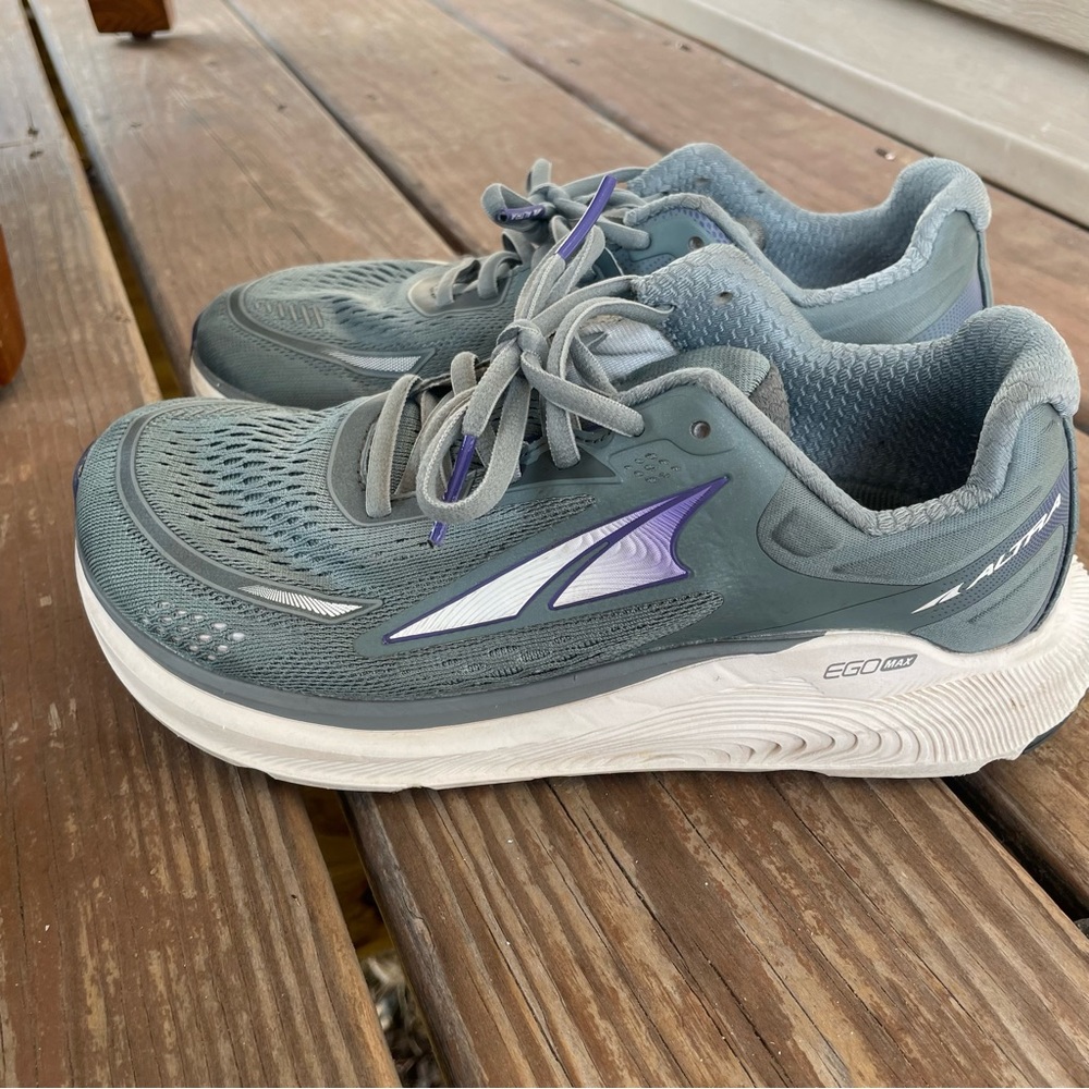 Altra Paradigm 6